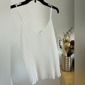A New Day White Pleated Cami Top Size L (No Tag) Minimal Chic Like New